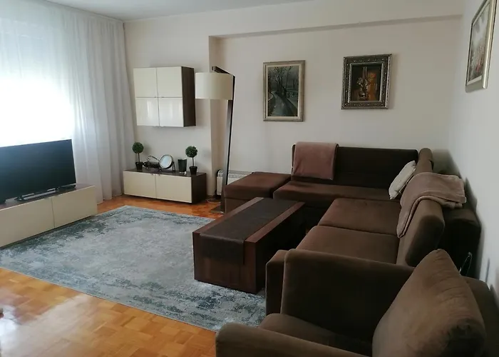 Comfort Apartment In City Center